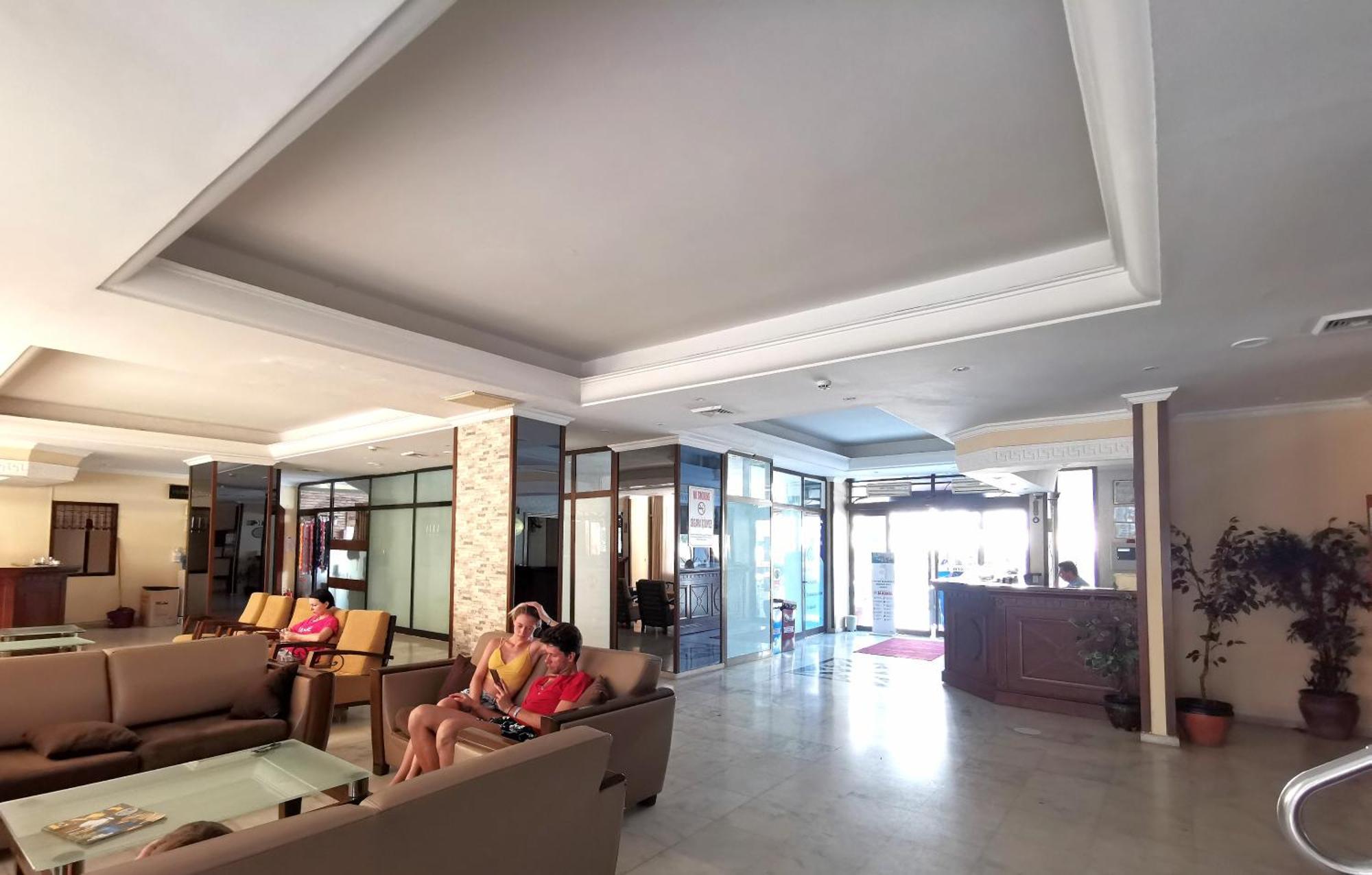 Intermar Hotel Marmaris Exteriör bild