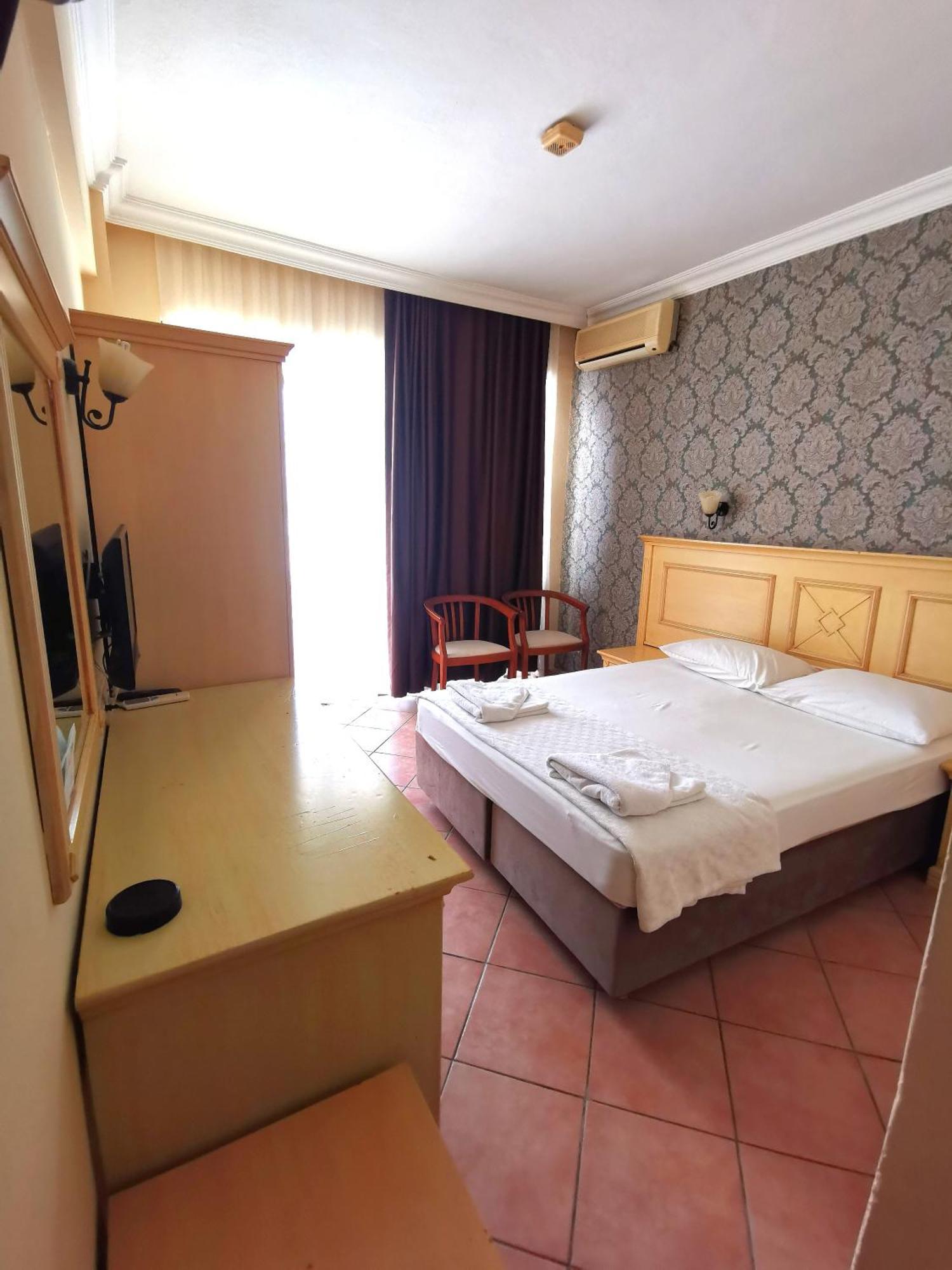 Intermar Hotel Marmaris Exteriör bild