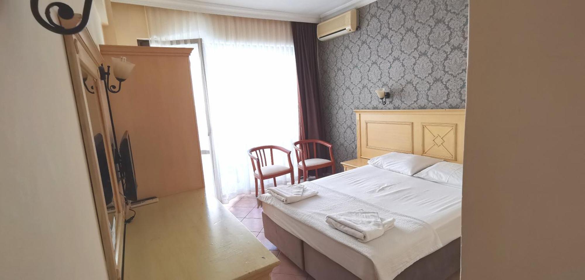 Intermar Hotel Marmaris Exteriör bild