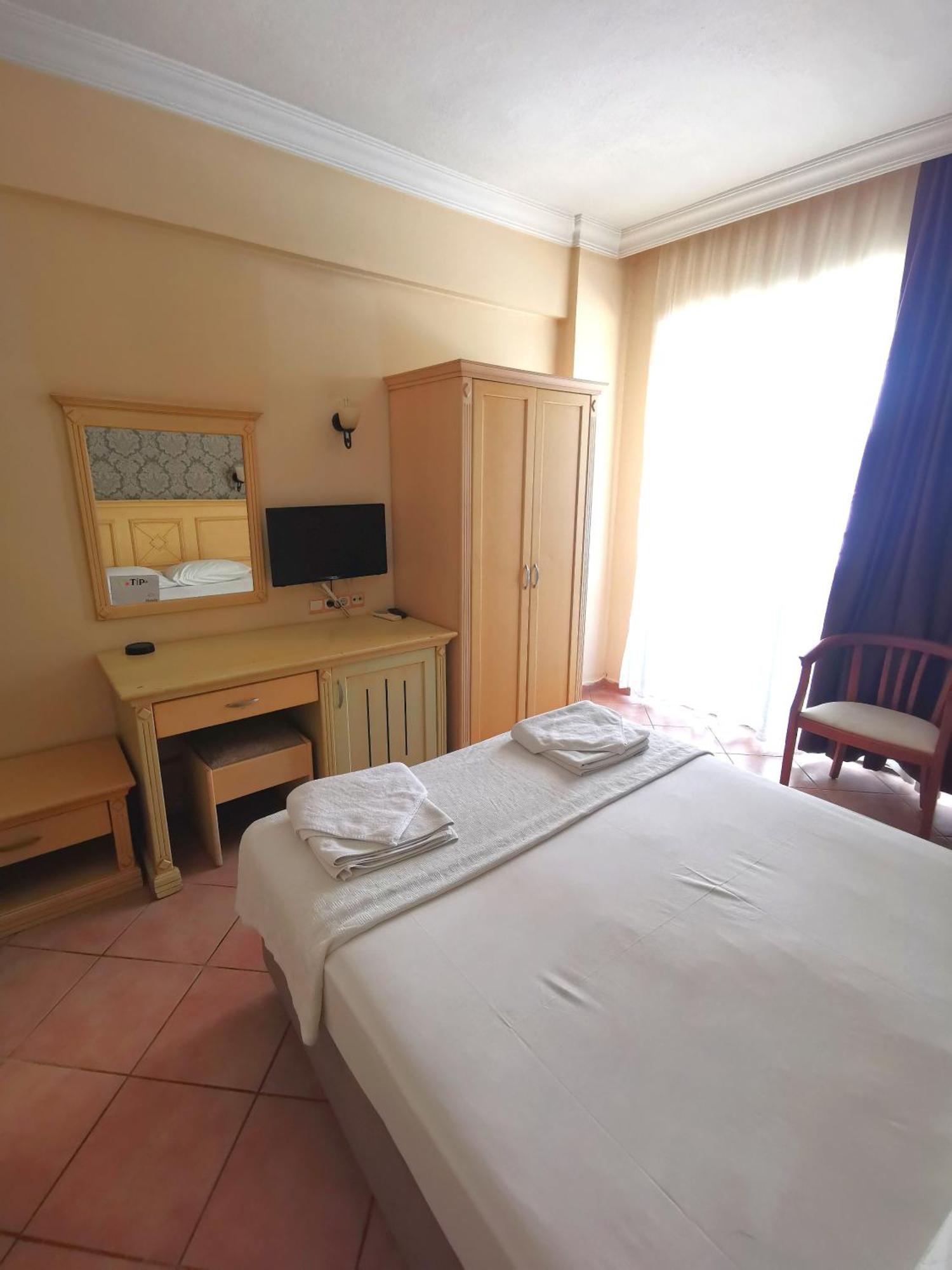 Intermar Hotel Marmaris Exteriör bild